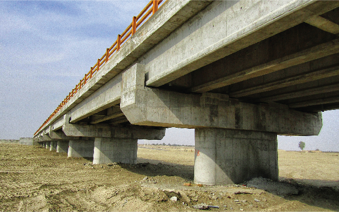 پروژه احداث پل بزرگ کاروان ( محور جاسک - کنارك)
